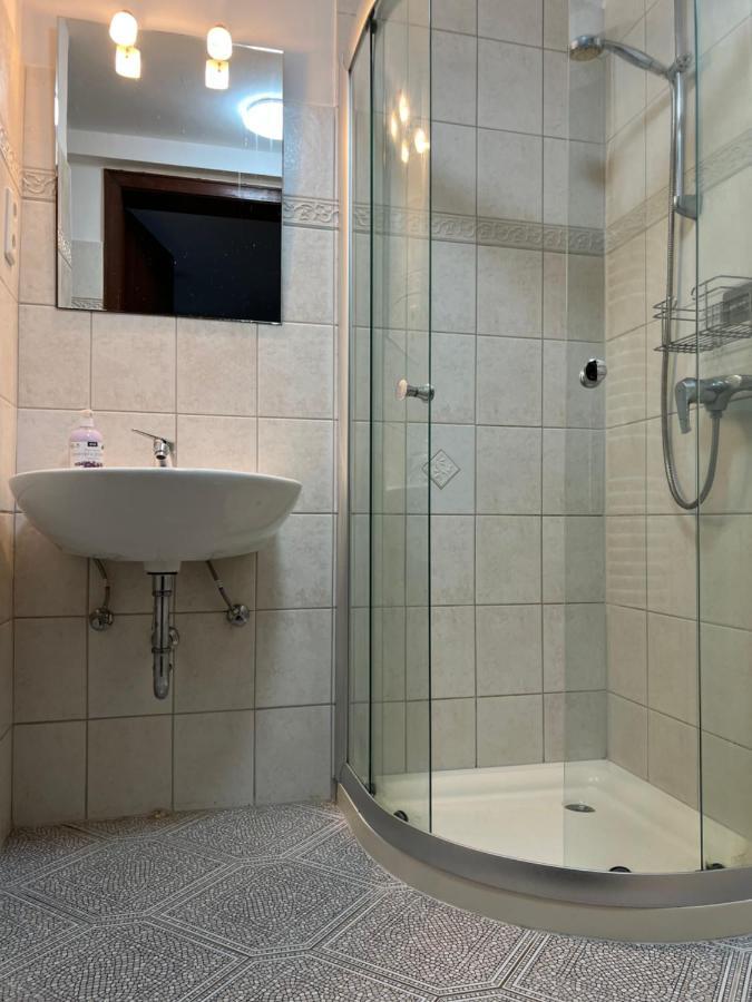Hummelglueck - Ferienwohnung Mit Terrasse In 30 Min In Hh City Bendestorf Exterior photo